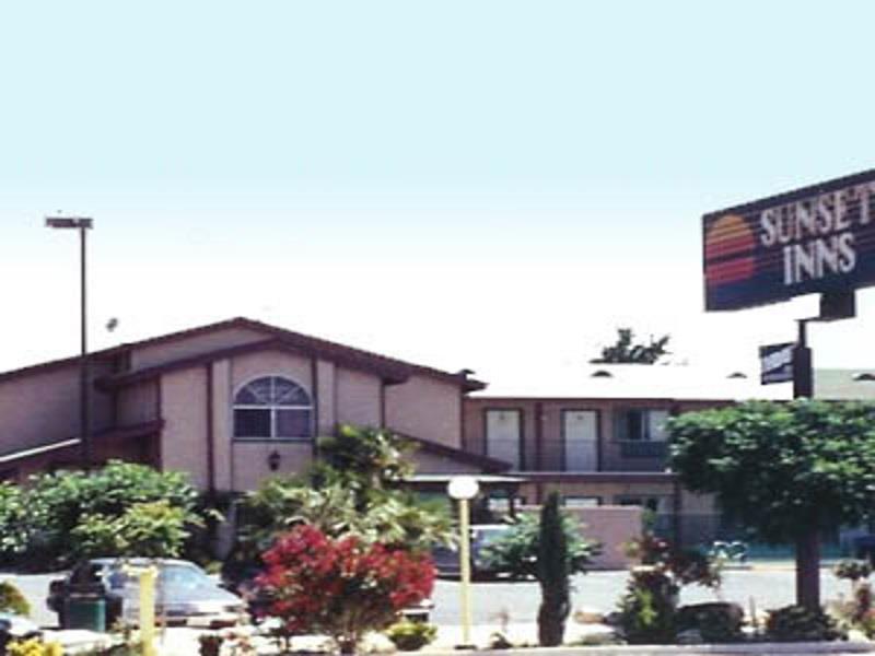 Quality Inn Victorville - Hesperia I-15 Exterior foto